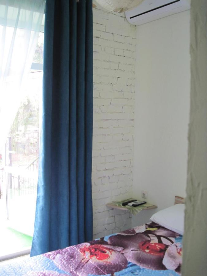 Guest House Inkit Pitsunda Exterior foto
